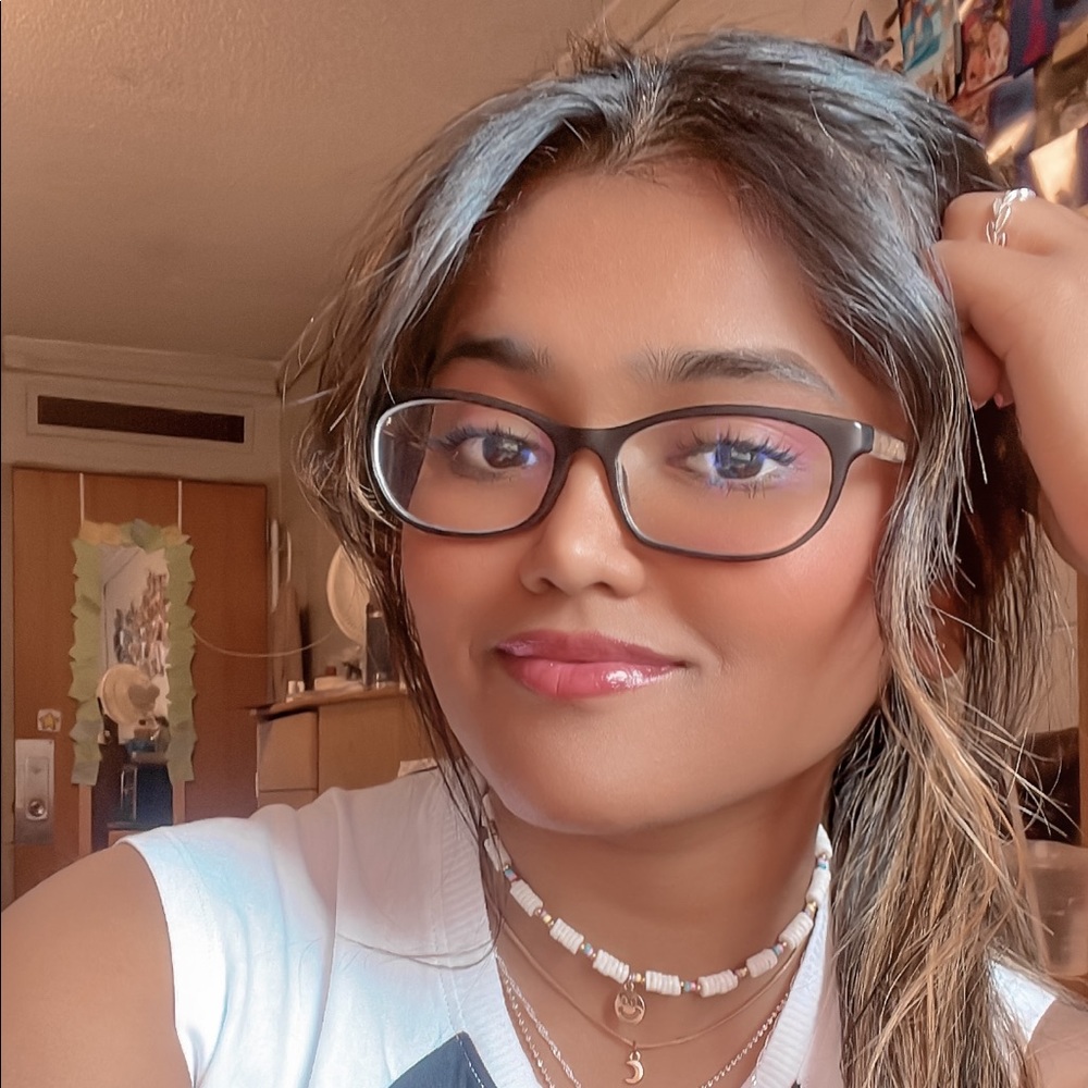 Meet your Posher, Shruti